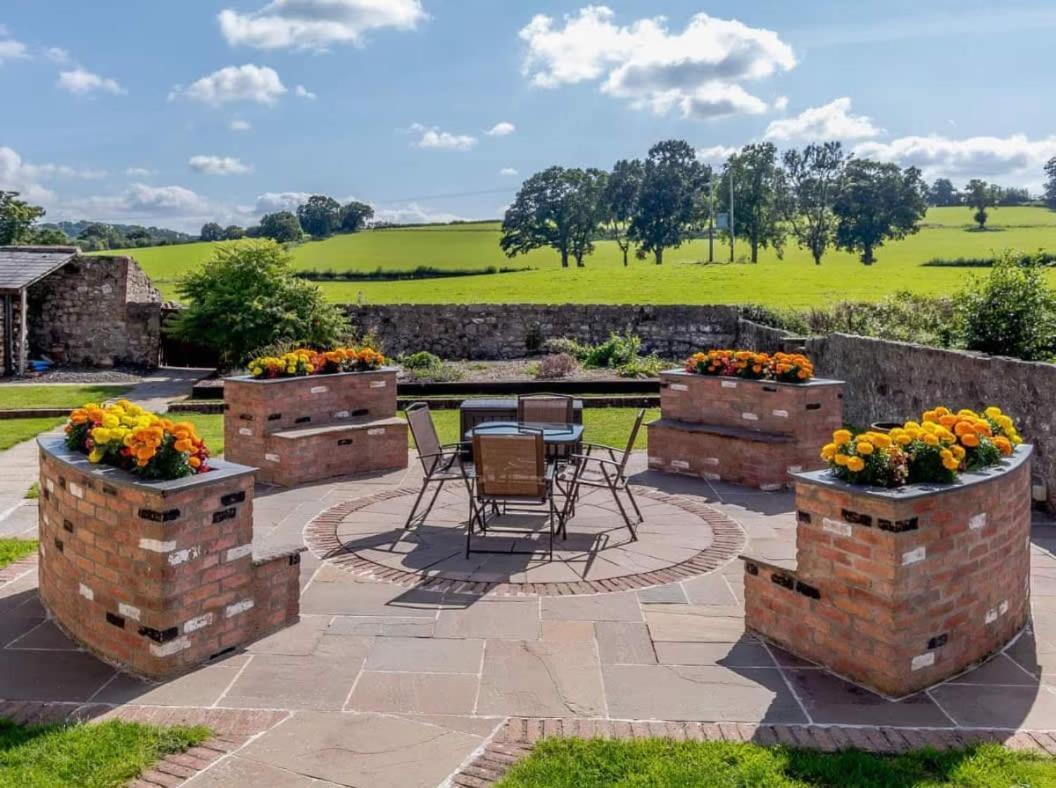 Henrhiw Farm House At Henrhiw Farm Cottages Usk Luaran gambar